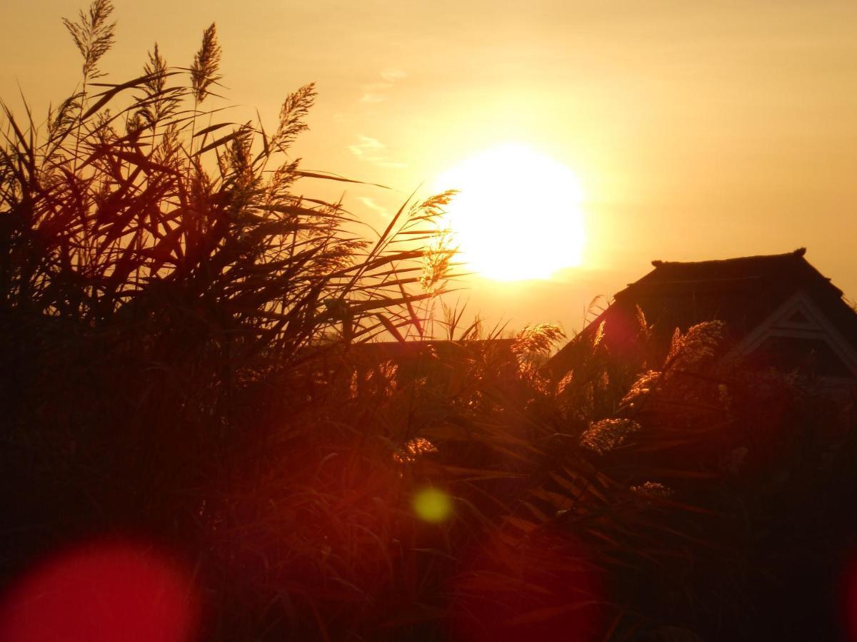 Pfahlbau Sunset I Toplage Elektroboot Inklusive Rust Luaran gambar
