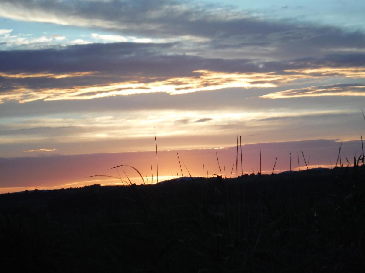 Pfahlbau Sunset I Toplage Elektroboot Inklusive Rust Luaran gambar